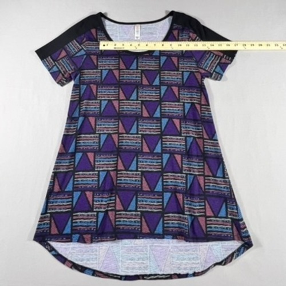 LuLaRoe Perfect T Tunic Top Womens XS Purple Geometric High Low Short Sleeve - Picture 3 of 10